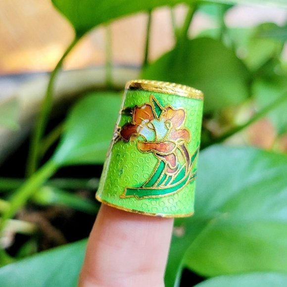 Vintage Floral Cloisonne Thimble - Picture 1 of 8